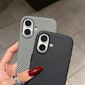 Cho iPhone 16 cộng với PC Gel Matte trường hợp điện thoại, chống sốc TPU PC sợi Carbon cho iPhone 16 15 14 13 12 - Product Image 4