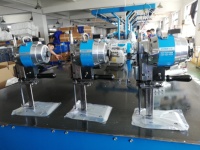 ZY-T3 (Bleu) haute vitesse automatique industrielle couteau droit de coupe machine à coudre