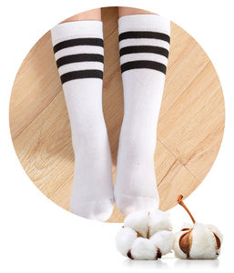 Genou Lycée Long Tube Chaussettes Avec Rayures Filles Étudiant Uniforme Chaussettes aux prix de gros - Product Image 5