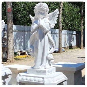 Sculpture à la main en pierre de marbre ange assis <span class=keywords><strong>avec</strong></span> des ailes Statue priant bébé pierre tombale Statue d'ange - Product Image 1