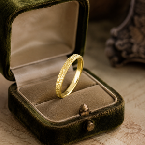 Anello in Metallo Texturizzato Stile Minimalista per Donne, Gioiello da Dito Versatile per Uso Quotidiano - Product Image 6