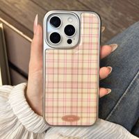 Coque arrière style coréen à motif quadrillé avec nœud pour iPhone 18 13 Pro Max, étui de téléphone électroplaqué à bord argenté pour iPhone 17
