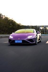 Coupé d'occasion prêt à l'exportation pour <span class=keywords><strong>Lamborghini</strong></span> Huracan EVO RWD 2020 5.2L <span class=keywords><strong>V10</strong></span> Voiture de sport - Product Image 2