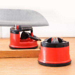 Cucina Mini <span class=keywords><strong>coltello</strong></span> in ferro a 3 stadi forbici affilatrice per esterno ventosa strumento <span class=keywords><strong>con</strong></span> <span class=keywords><strong>pietra</strong></span> per <span class=keywords><strong>affilare</strong></span> artefatto - Product Image 2
