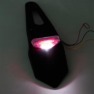 Lumière de moto personnalisée <span class=keywords><strong>Enduro</strong></span> Trial Bike 9 LED frein de moto arrêt garde-boue arrière feu arrière - Product Image 6