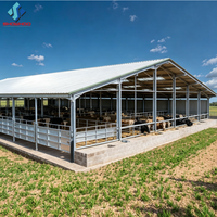 Bâtiment d'élevage en acier, hangar agricole, abri pour vaches laitières, abri pour bovins, abri pour chèvres, abri pour moutons, abri pour porcs, structure moderne
