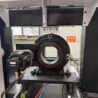 Mesin Pemotong Pipa Laser Serat untuk Proses Pemrosesan Tabung 120mm 160mm 245mm Chuck Opsional