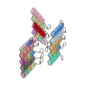 Botón de descompresión de plástico con luz, llavero luminoso portátil con cuatro teclas de eje mecánico, colgante de descompresión - Product Image 5