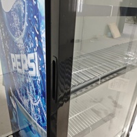 Réfrigérateur commercial pour supermarché, refroidisseur de boissons, vitrine verticale avec porte vitrée pour boissons gazeuses