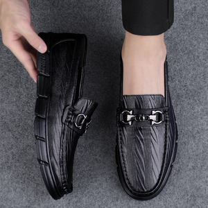 รองเท้าหนังแท้ลายพิมพ์สำหรับเดินป่า รองเท้าขับรถแบบสวมสบายไซส์ใหญ่ รองเท้าเดินป่าสไตล์อังกฤษ รองเท้าหนังผู้ชาย - Product Image 3