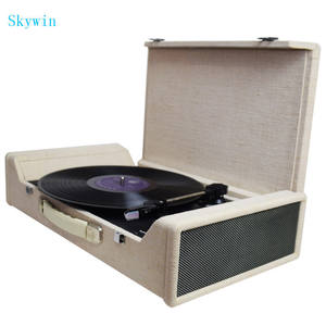 Tourne-disque portable Skywin 3 vitesses avec port USB et haut-parleur intégré pour lecture de vinyle - Product Image 1