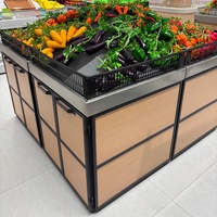 Op maat gemaakte supermarkt fruitdisplayrek van hout en staal, groenten- en fruitdisplayrek voor detailhandel