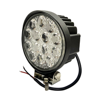 مصباح عمل LED عالي السطوع بقوة 42 واط، جودة عالية، مقاوم للماء IP67، إضاءة 6000 كلفن، شعاع منتشر/مركز للرافعات الشوكية والآلات الكبيرة