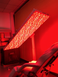 ขาตั้งปรับระดับไฟฟ้าสำหรับใช้งานแนวนอนและแนวตั้ง ปรับความสูงได้ ผลิตจากเหล็ก รับน้ำหนักได้ 50 กก. เหมาะสำหรับศูนย์ความงาม - Product Image 4