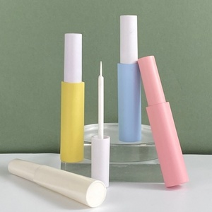 Mini tube en gros pour faux cils – Colle à cils super rapide, forte, longue durée, résistante à l'humidité, pour cils en bande et à base d'huile - Product Image 1