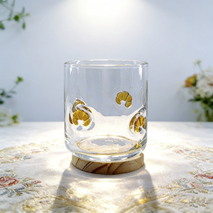 Vente en gros à prix abordable : Verre soufflé à la main avec motifs 3D de confettis et motifs ananas, cerise, citrouille, citron - Product Image 3