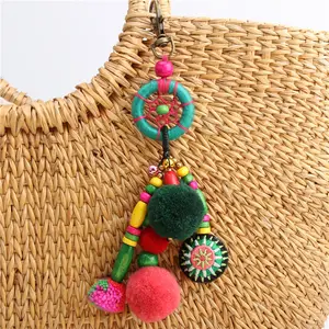 Özel Boho Dream Catcher anahtarlık el yapımı ahşap boncuk peluş Pom Pom takılar çanta kolye anahtarlık dekorasyon