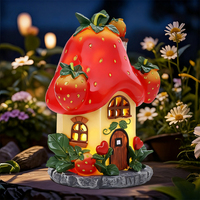 Maison de fée en résine en forme de fraise avec éclairage LED personnalisé, style de dessin animé fantaisiste, sculpture artisanale, décoration de jardin d'Halloween, cadeaux