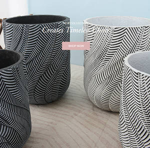 P49 Pot <span class=keywords><strong>de</strong></span> fleur <span class=keywords><strong>de</strong></span> patio jardinière extérieure ronde <span class=keywords><strong>en</strong></span> <span class=keywords><strong>fibre</strong></span> <span class=keywords><strong>de</strong></span> <span class=keywords><strong>ciment</strong></span> Pots <span class=keywords><strong>en</strong></span> béton nordique grande sphère <span class=keywords><strong>en</strong></span> <span class=keywords><strong>fibre</strong></span> <span class=keywords><strong>de</strong></span> <span class=keywords><strong>verre</strong></span> Europe Pot <span class=keywords><strong>de</strong></span> plantes - Product Image 3