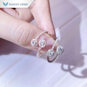 Anillo de Plata con Doble Piedra de Moissanita Trenzada Delicada Tianyu, 2 Colores, Regalo Ideal para Aniversario y Cumpleaños para Ella - Product Image 3