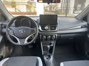 <span class=keywords><strong>Toyota</strong></span> <span class=keywords><strong>Yaris</strong></span> L Usado Económico, Auto Compacto de Gasolina 1.5L CVT - Product Image 6
