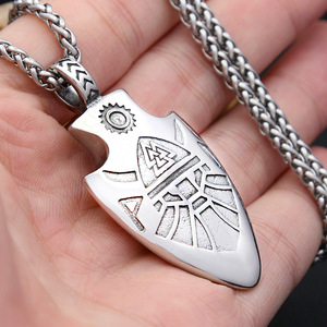 Colgante de acero inoxidable con forma de flecha vikinga yunnique, collar celta nórdico para hombre, regalo con diseño geométrico - Product Image 4