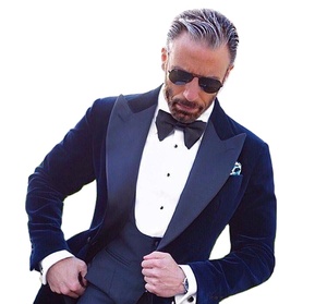 Nuovi <span class=keywords><strong>Smoking</strong></span> in Velluto Blu Navy per Testimoni dello Sposo, Abiti da <span class=keywords><strong>Uomo</strong></span> con Risvolto a Punta per Matrimonio, Completo da Sposo (Giacca + Pantaloni + Gilet) - Product Image 1