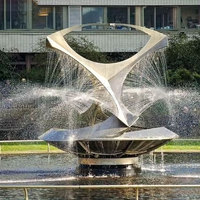 Sculpture de fontaine d'eau circulaire en acier inoxydable poli, grande taille, personnalisée, pour jardin extérieur, décoration artistique en métal soudé