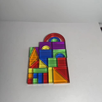 Présentoir d'exposition de puzzle de bloc de construction personnalisé acrylique Design moderne PMMA écologique poli