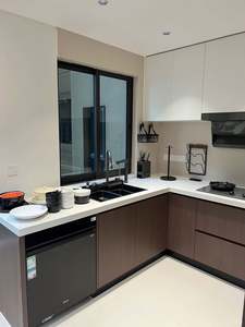 Custom Manufacture High Quality Kitchenette Modular Island <b>Table</b> Solid Wood Gabinetes Kitchen Cabinet Set - Product Image 5