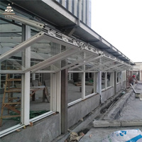 Ventana Plegable de Aluminio con Diseño de Rejilla Vertical Insonorizada para Bares, Tiendas y Cafeterías