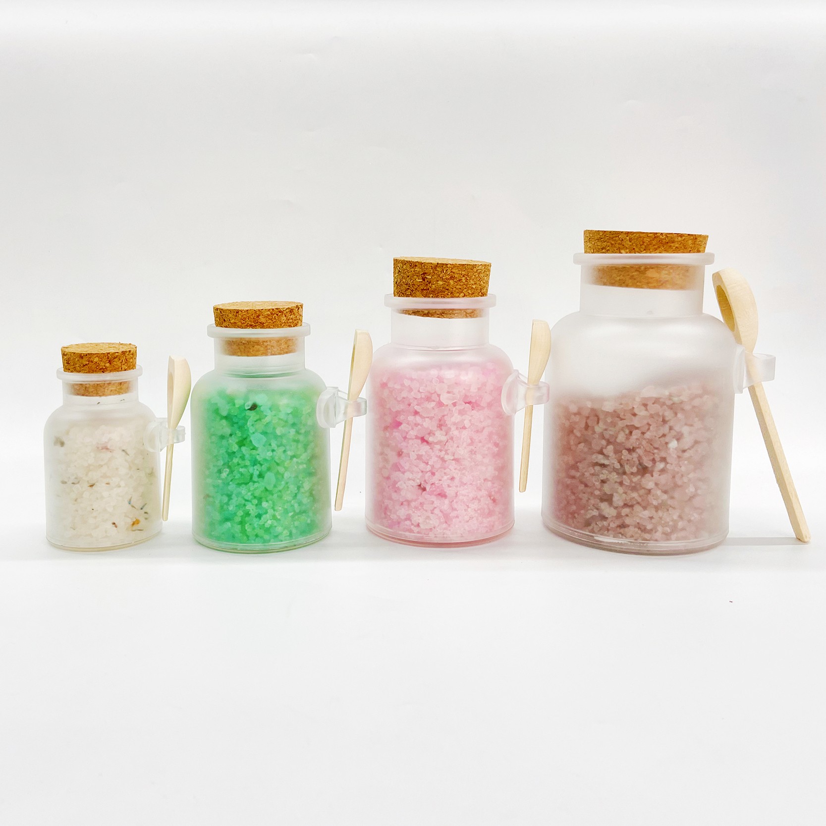 Оптовая продажа, натуральная травяная Отбеливающая увлажняющая соль для сухих цветов в отеле, Органическая глубоководная соль с деревянной крышкой