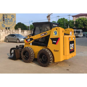 Chargeuse frontale Caterpillar 226B d'occasion, chargeuses Cat 226 d'occasion, parfaites pour les espaces restreints, excellent rapport qualité-prix - Product Image 5