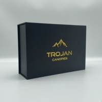 Boîte cadeau magnétique personnalisée en carton rigide noir mat de qualité supérieure A5 avec logo en feuille d'or pour l'emballage de vêtements