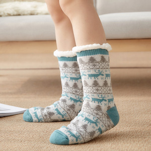 Chaussettes d'hiver en fibre acrylique à motif de dessin animé de Noël, épaisses, antidérapantes, pour femme, style neige, pour usage domestique - Product Image 2