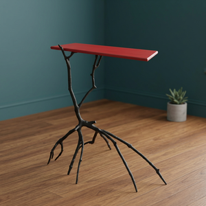 Table basse au design minimaliste moderne et courbé avec plateau en métal rouge et base en branches d'arbre en fer, meubles de salon faits à la main - Product Image 1