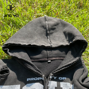 Sweat à capuche zippé personnalisé pour homme, épais, délavé, vieilli, déchiré, avec impression DTG, strass et effet délavé à l'acide - Product Image 2