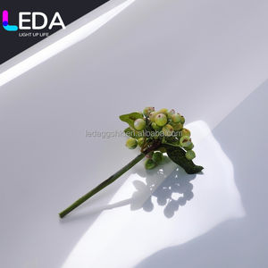 Alfombra de Pasillo con Reflejo Espejado Blanco LEDA, Decoración para Compromisos, Artículos para Bodas en Iglesias, Decoración Interior y Exterior - Product Image 4