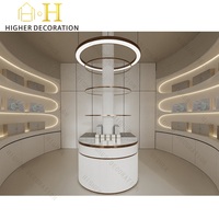 Vitrine de présentation minimaliste pour magasin de beauté, armoire de rangement pour parfums, armoire à parfums à panneaux côtelés verticaux