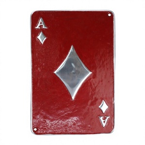 Placa de tarjeta roja, decoración de pared, Diseño Artesanal de Metal, tarjeta de póker, placa de estilo de tarjeta personalizada de Metal fundido, placa decorativa, decoración del hogar - Product Image 1