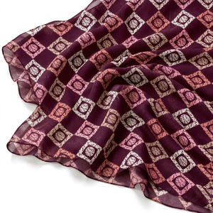 Maison Burgundy Lattice Pure Georgette, Georgette numérique à motif géométrique losange, Georgette Pure à motif grille décorative aux couleurs Prune et Rose Fauve Bourgogne - Product Image 1