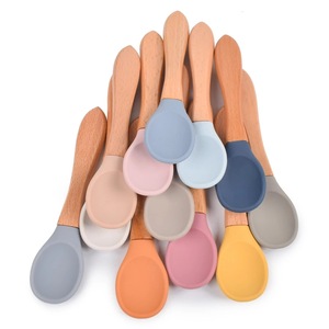Bol de nourriture pour bébé 100% silicone de qualité alimentaire avec cuillère en bois sac OPP emballage Silicone outils de nourriture pour bébé pour petit bébé - Product Image 3