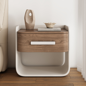 Mesita de <span class=keywords><strong>noche</strong></span> de diseño minimalista moderna para dormitorio principal, mesita de <span class=keywords><strong>noche</strong></span> de color crema de laca de madera maciza de lujo de gama alta para - Product Image 2
