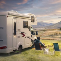 Gree Tout en Un RV Climatiseur Toit Camping Extérieur Caravane Voiture Climatiseurs pour Véhicule Récréatif 220V 8000Btu