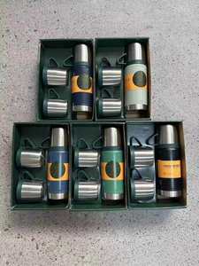 กระติกน้ำสุญญากาศสแตนเลสสตีลทันสมัยพร้อมหูจับและฝาปิด - Product Image 6