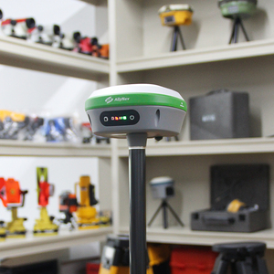 Estación Base de Equipos de Topografía Multi-Constelación AllyNav R26 RTK GPS GNSS BDS/Galileo/GLONASS, Potencia Ajustable de 0.5W-2W, 1kg - Product Image 4