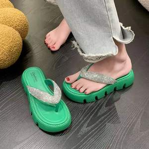 Verano nuevo brillante <span class=keywords><strong>Flash</strong></span> Diamond-<span class=keywords><strong>chanclas</strong></span> mujeres Senior Sense Pinch-foot Muffin zapatos de mujer tendencia sandalias perezosas - Product Image 6