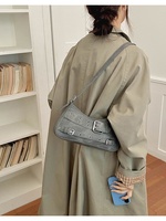 Sac à bandoulière élégant et polyvalent en PU style motard vintage, design de niche en polyester, tendance printemps