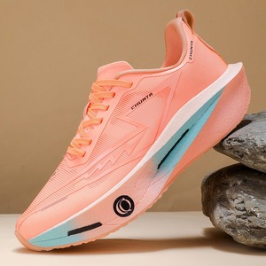 Chaussures de course populaires, légères et respirantes avec plaque en carbone – Vente directe d'usine et prix de gros abordables pour chaussures en mesh - Product Image 1