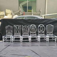 Chaises classiques d'Acrilico Chine Usine Nordique Acrylique Location Polycarbonate Résine Plastique Moderne Événement Clair Chaises Empilables